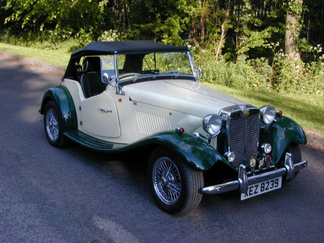 MG TD Ref 8700 - TD Cars (Malaysia) - TD 2000 Silverstone Sports (MG TD Modern recreation) (RHD - UK CAR) (2014)