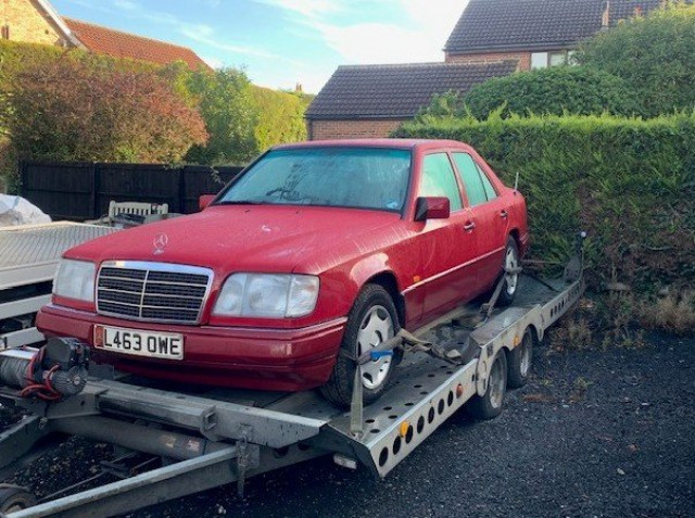 MERCEDES-BENZ 200 Ref 8743 - Mercedes Benz W124 e200 Automatic Saloon - ONLY 28k!! (RHD - UK Car) (1994)