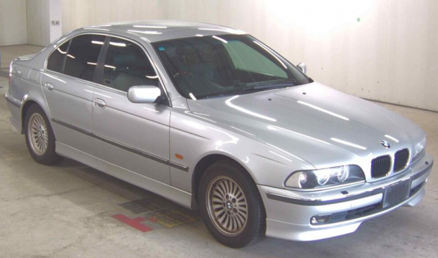 BMW 5 SERIES Ref 8759 - IN TRANSIT REFUNDABLE DEPOSIT CAN SECURE -BMW E39 525 2.5 Auto SE Saloon - Ex Japan (1999)