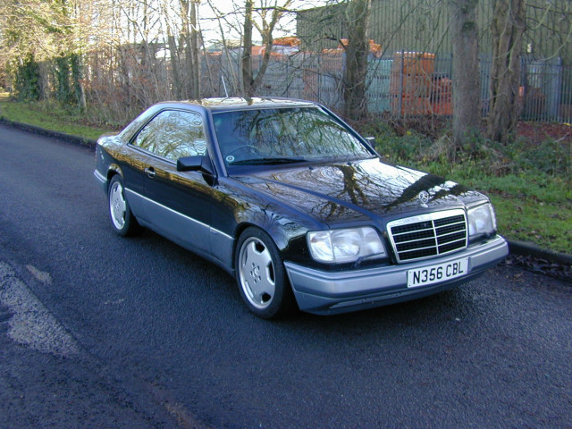 MERCEDES-BENZ 320 8769 - Mercedes Benz W124 320ce Coupe Automatic – Air Con (RHD - UK Car) (1995)
