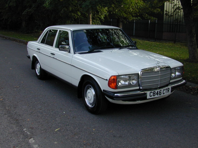 MERCEDES-BENZ 230 Ref 8191 - SALE AGREED - Mercedes Benz W123 230e Auto Air Con - RHD - Ex Japan (1985)