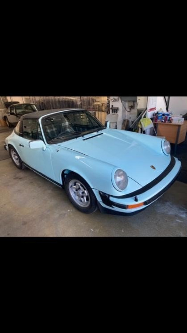 PORSCHE 911 Ref 8268 - Porsche 911 2.7 S Targa - RHD - UK CAR (1976)
