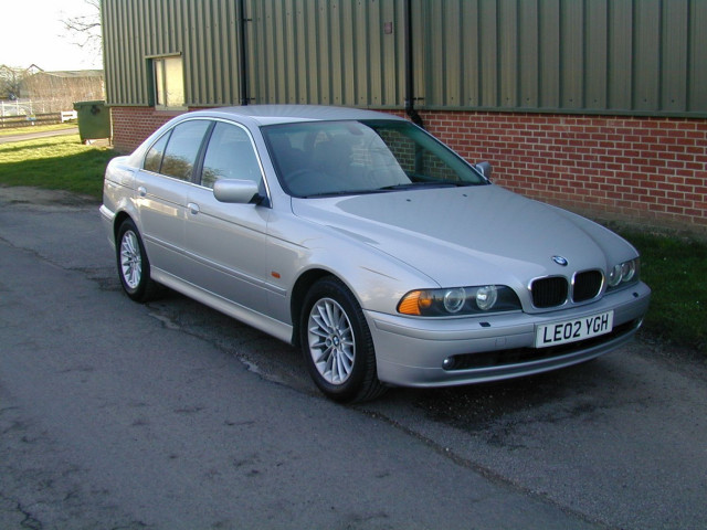 BMW 5 SERIES Ref 8293 - BMW E39 530SE  3.0 Auto Tiptronic Petrol Saloon  RHD - Ex Japan - ONLY 18k (2002)