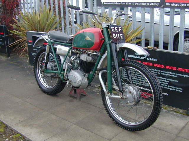 TRIUMPH Scrambler Ref 8338 - Cotton 250 Vintage Trials Bike - Project (1967)