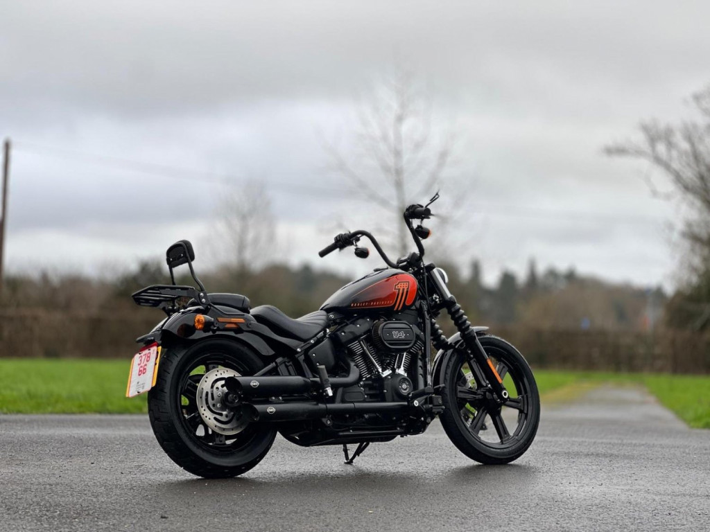 HARLEY-DAVIDSON Softail