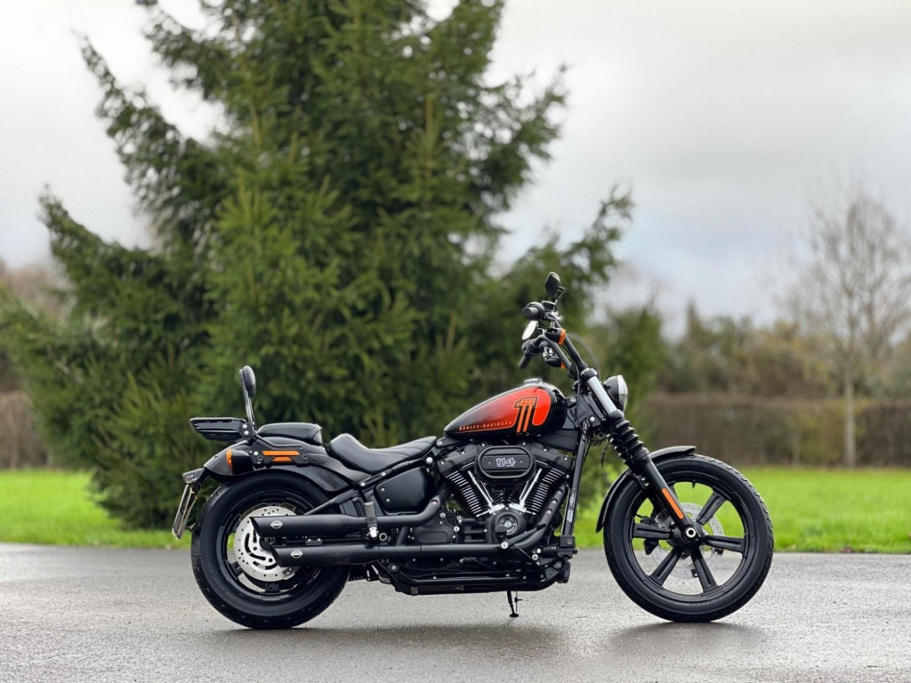 HARLEY-DAVIDSON Softail