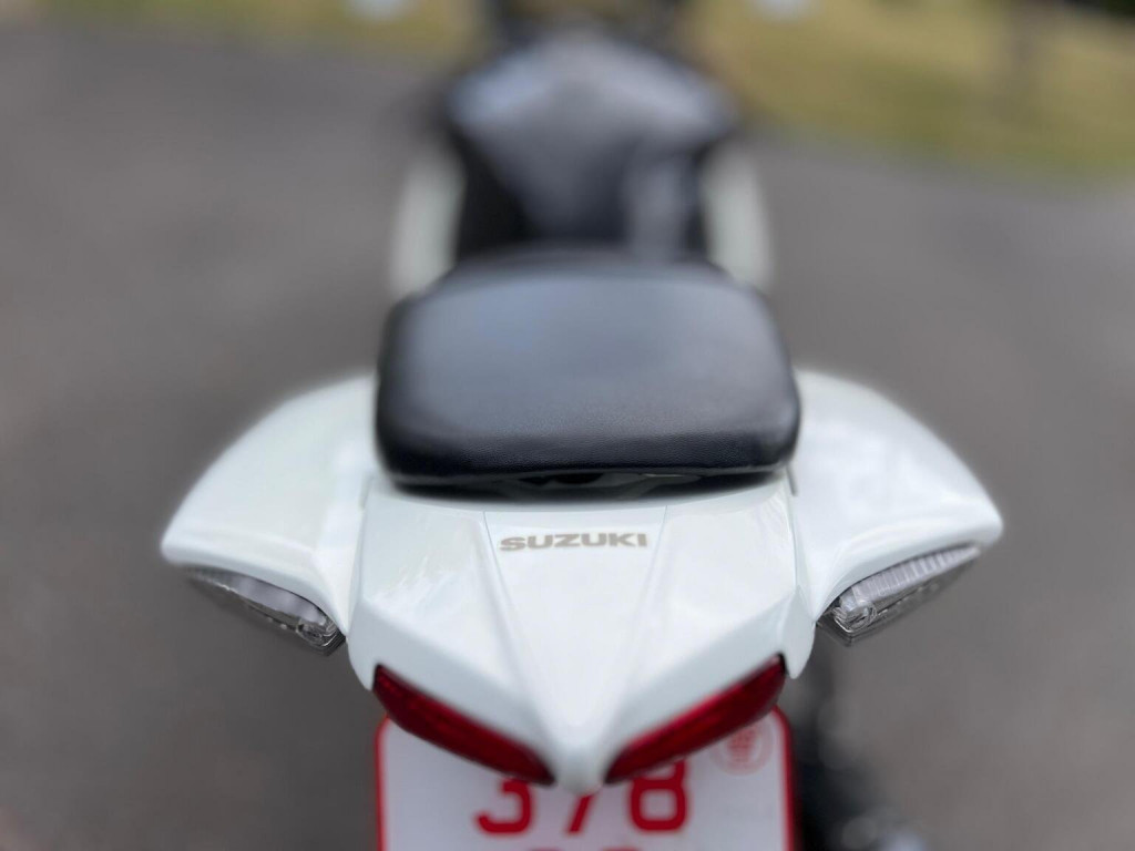 SUZUKI GSXR750