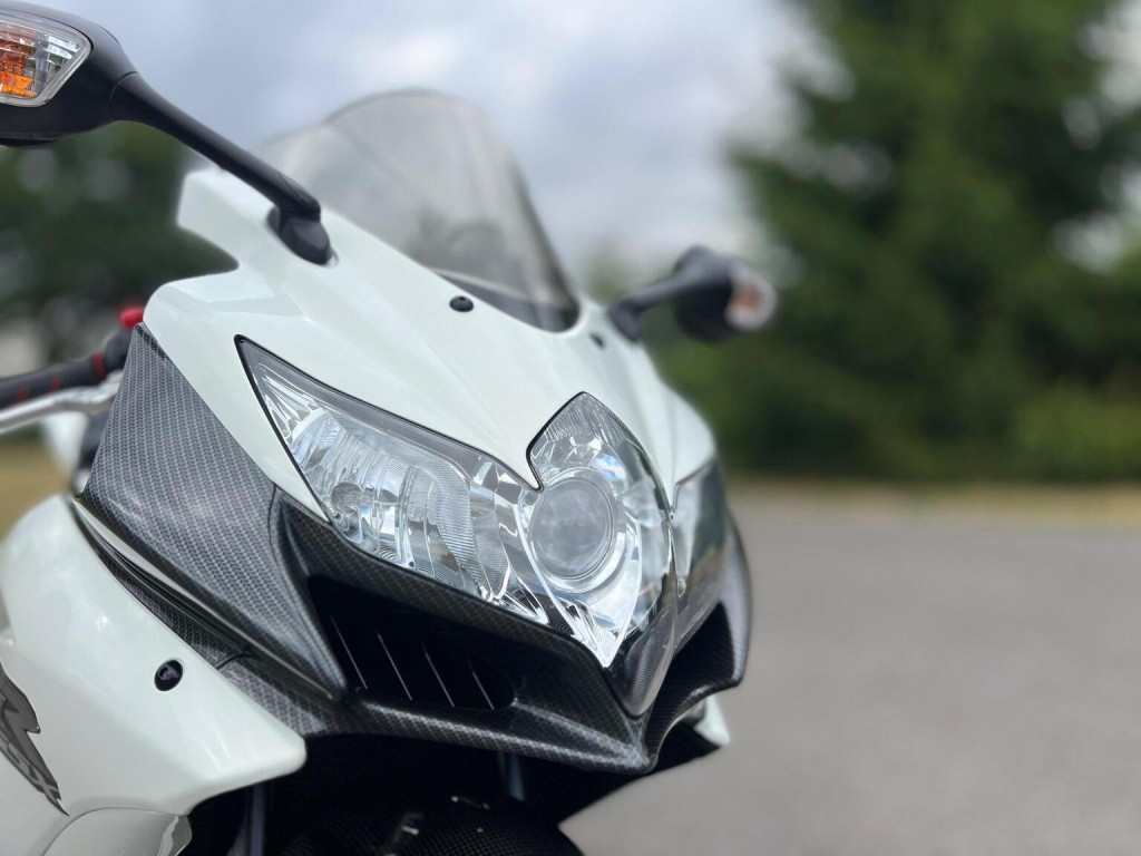 SUZUKI GSXR750