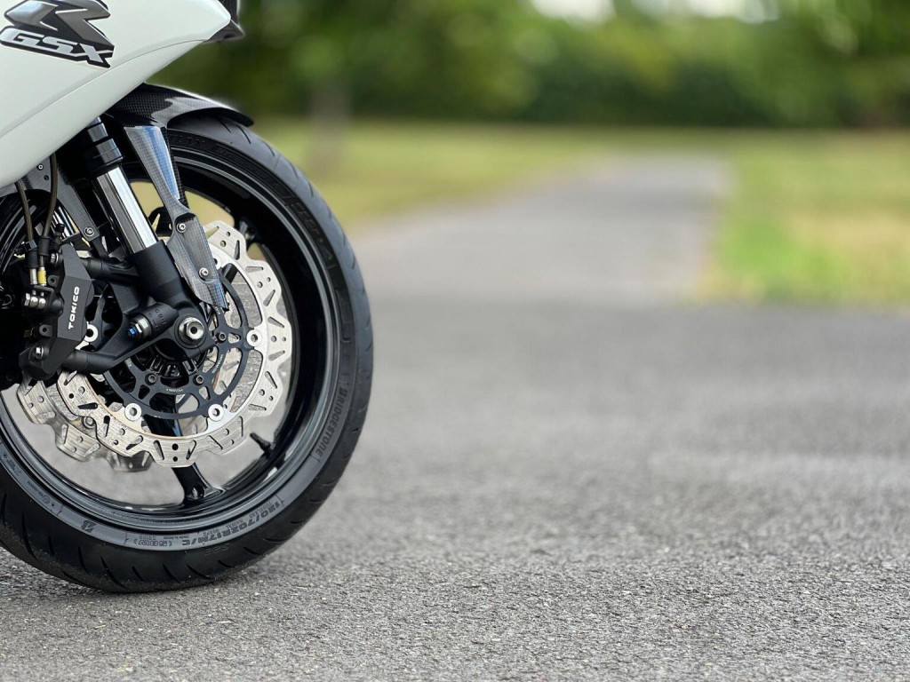 SUZUKI GSXR750