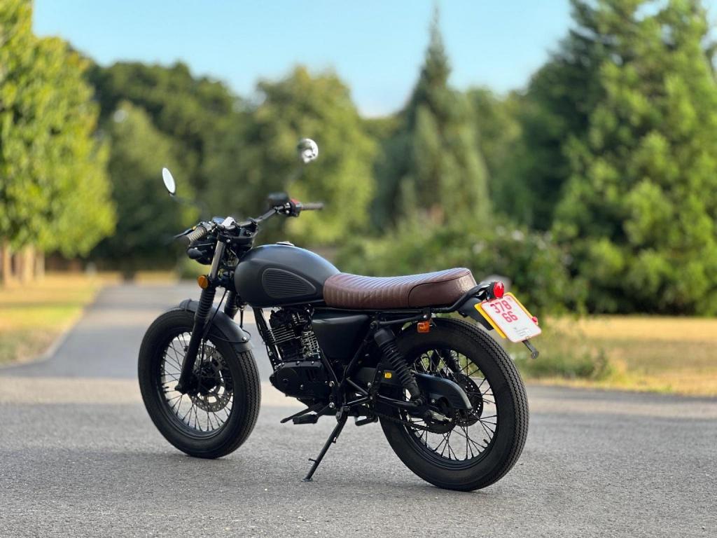 MUTT MONGREL 125
