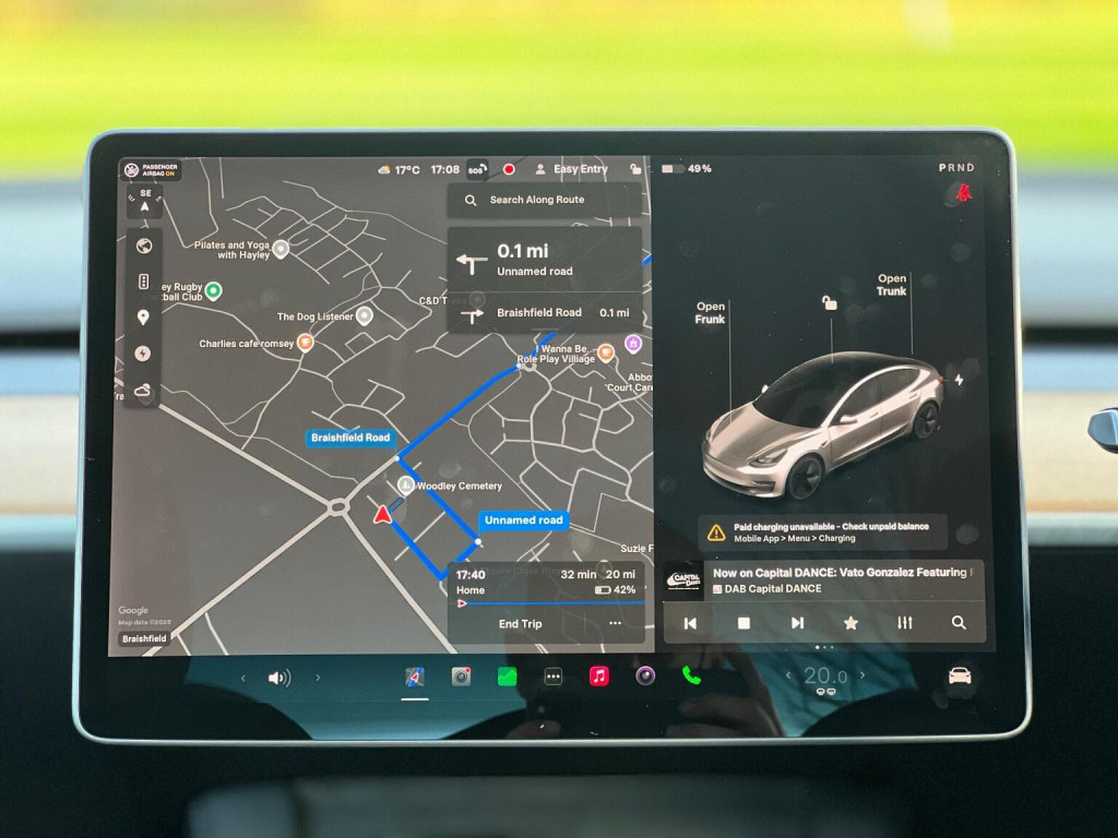 TESLA MODEL 3