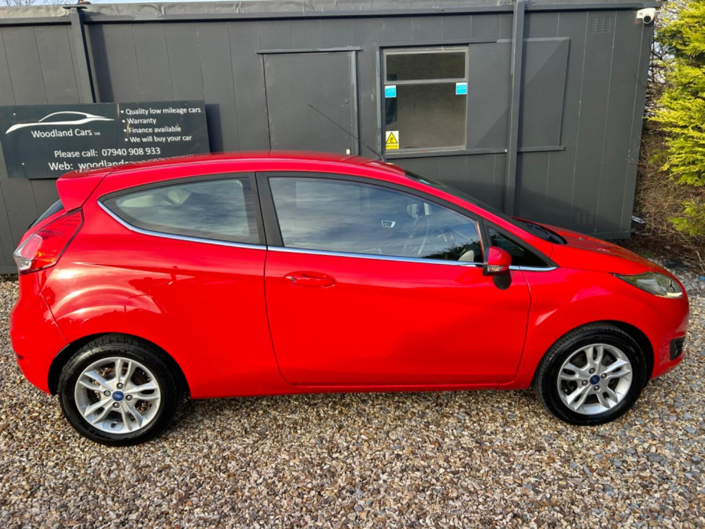 View FORD FIESTA 1.3 Zetec 