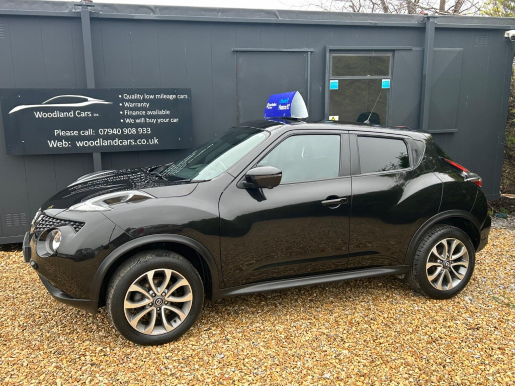 View NISSAN JUKE 1.6 Tekna 