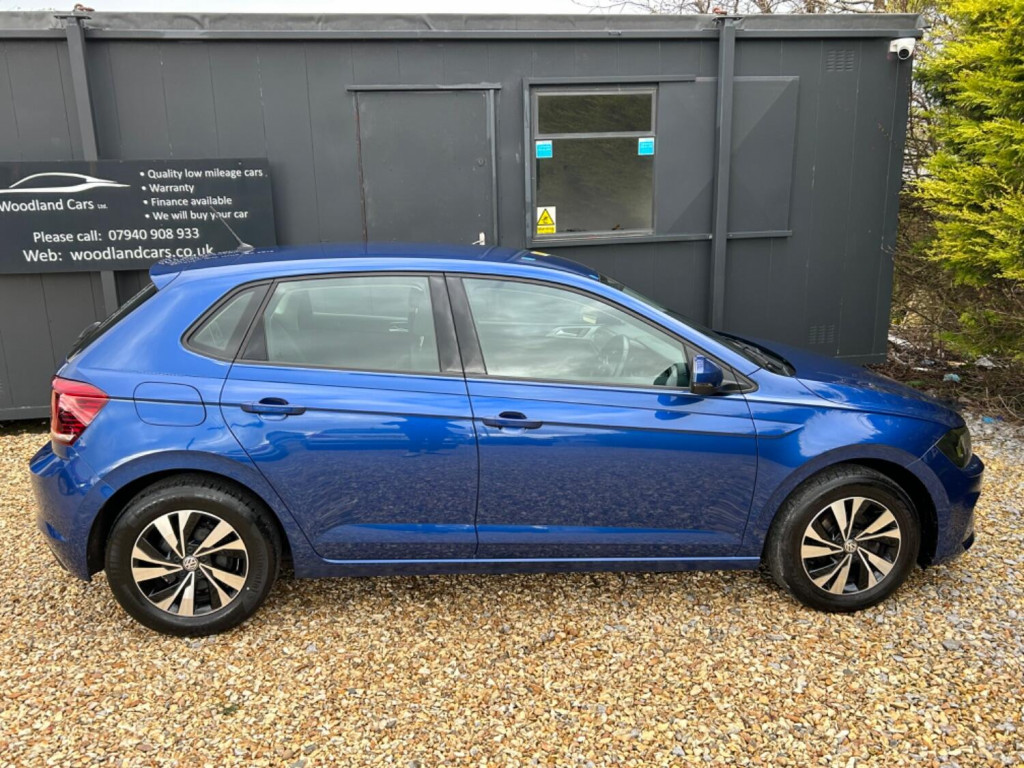 View VOLKSWAGEN POLO 1.0 TSI SE 