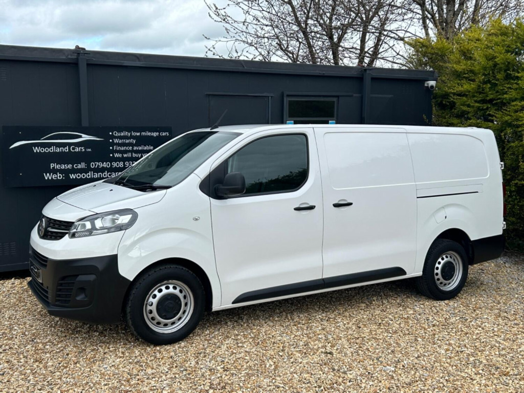 View VAUXHALL VIVARO 1.5 Turbo D 2900 Edition