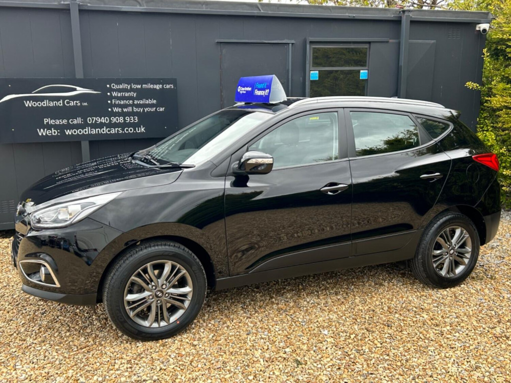 View HYUNDAI IX35 1.7 CRDi SE