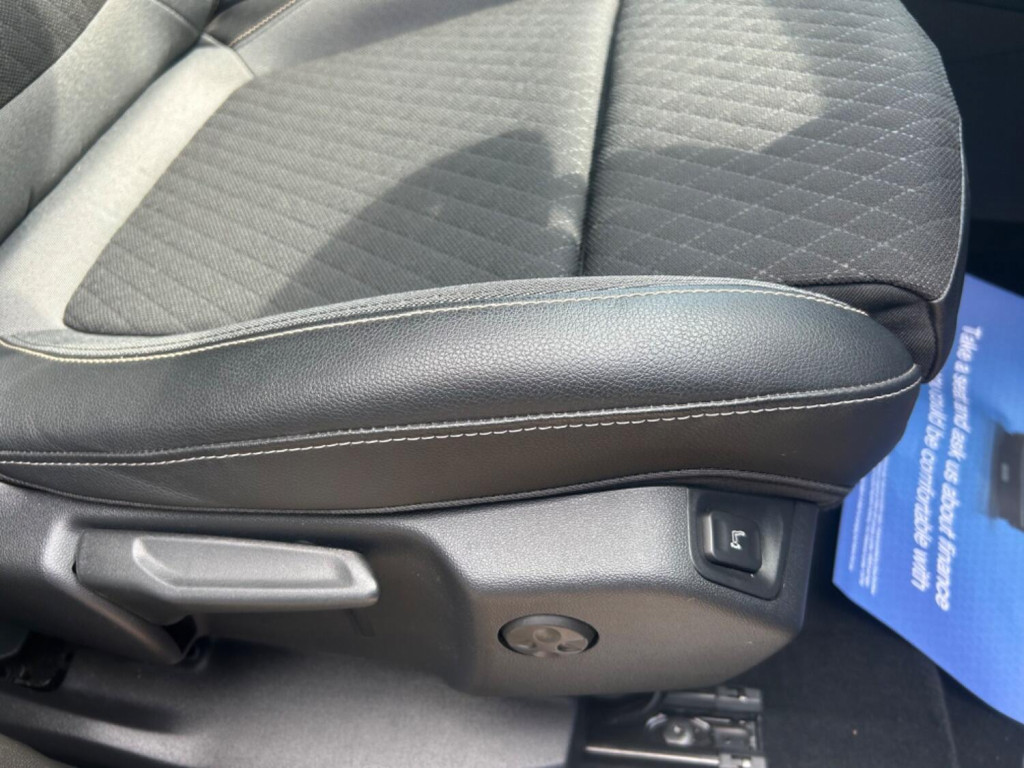 VAUXHALL GRANDLAND X