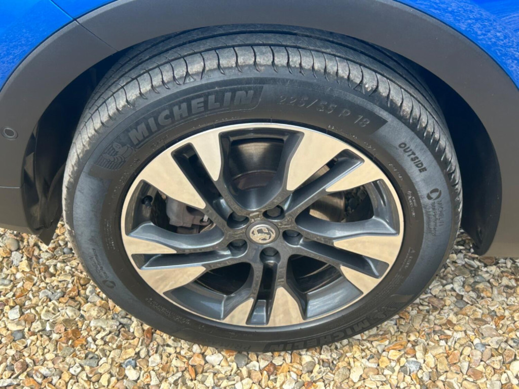 VAUXHALL GRANDLAND X