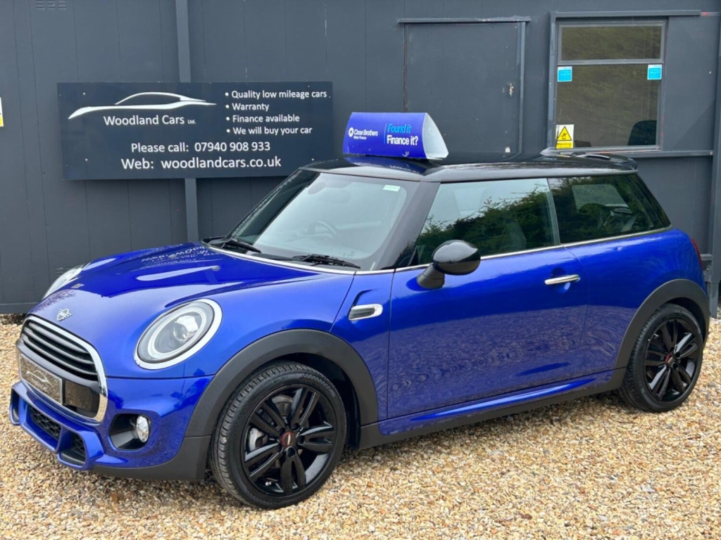 View MINI HATCH 1.5 Cooper 3-Door Hatch