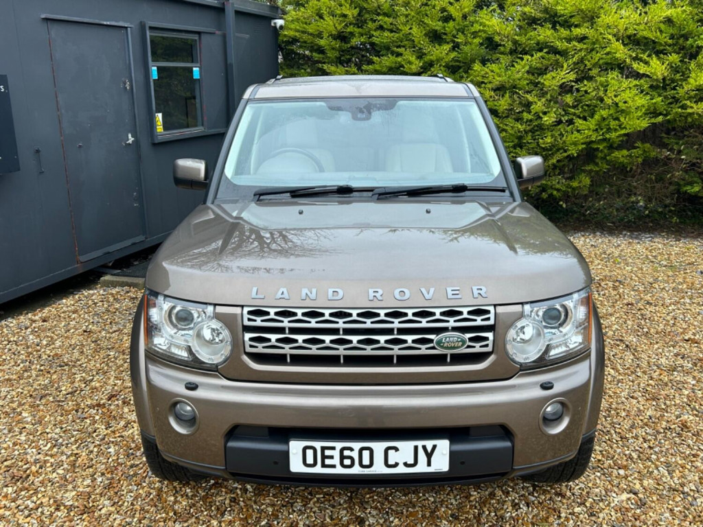 View LAND ROVER DISCOVERY 4 3.0 SD V6 HSE