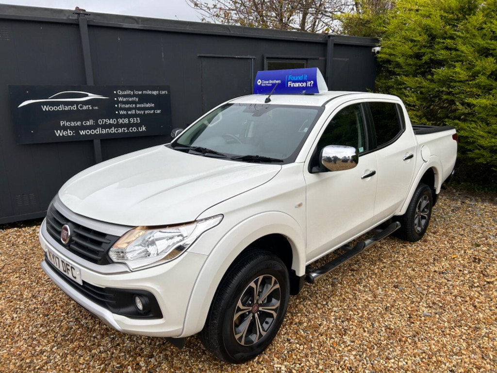 View FIAT FULLBACK 2.4 Fullback Double Cab 2.4 180hp D-cab 6spd Manual Lx