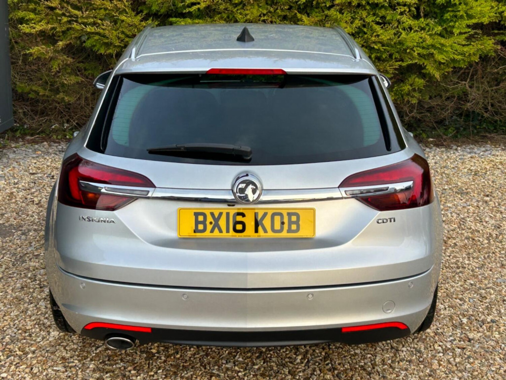 VAUXHALL INSIGNIA