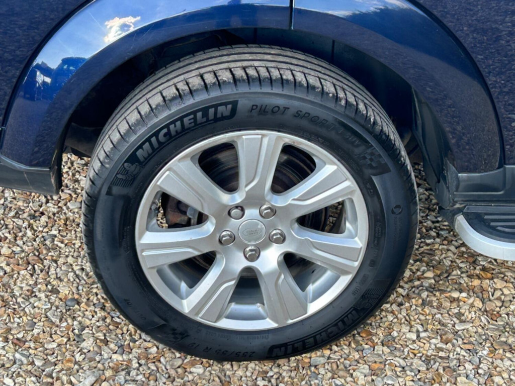 LAND ROVER DISCOVERY 4