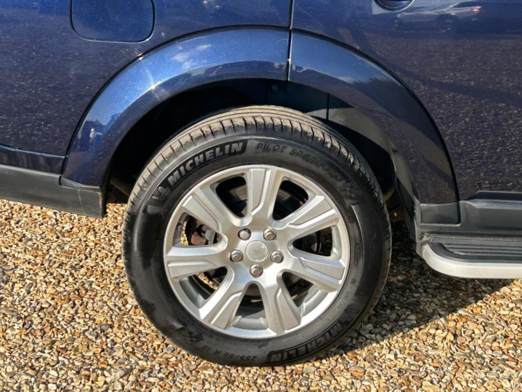 LAND ROVER DISCOVERY 4