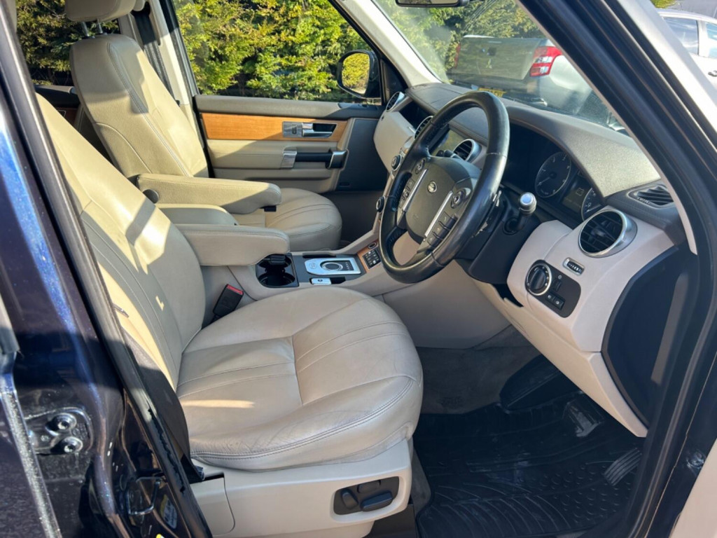 LAND ROVER DISCOVERY 4