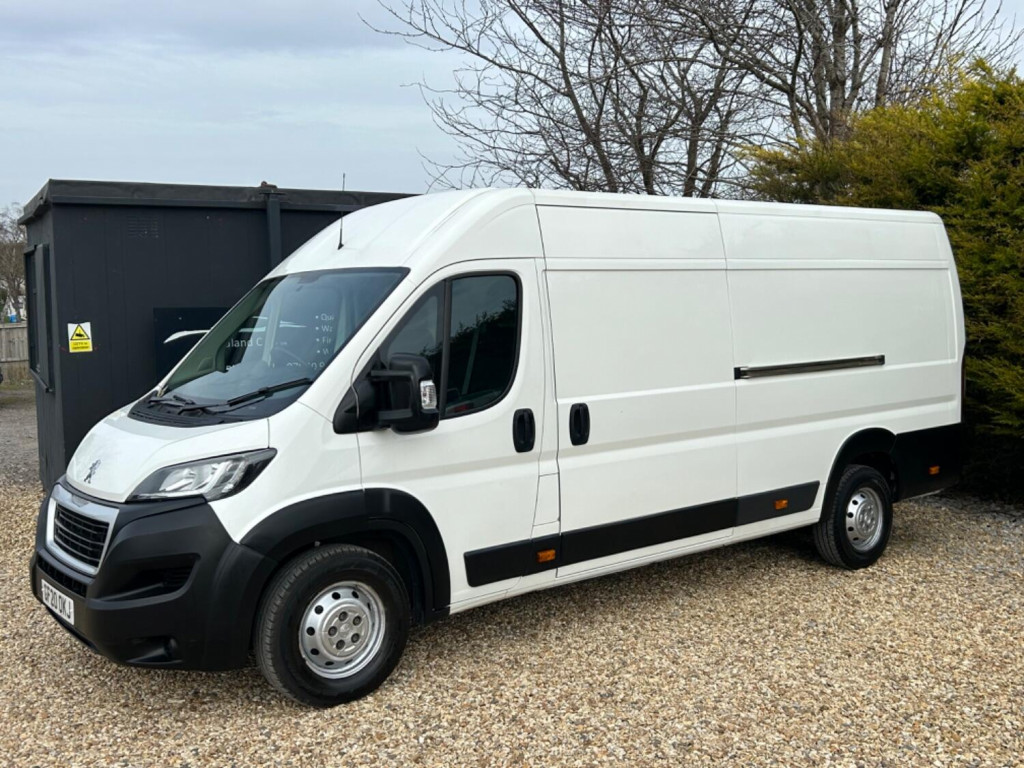 View PEUGEOT BOXER 2.2 BlueHDi 435 Professional