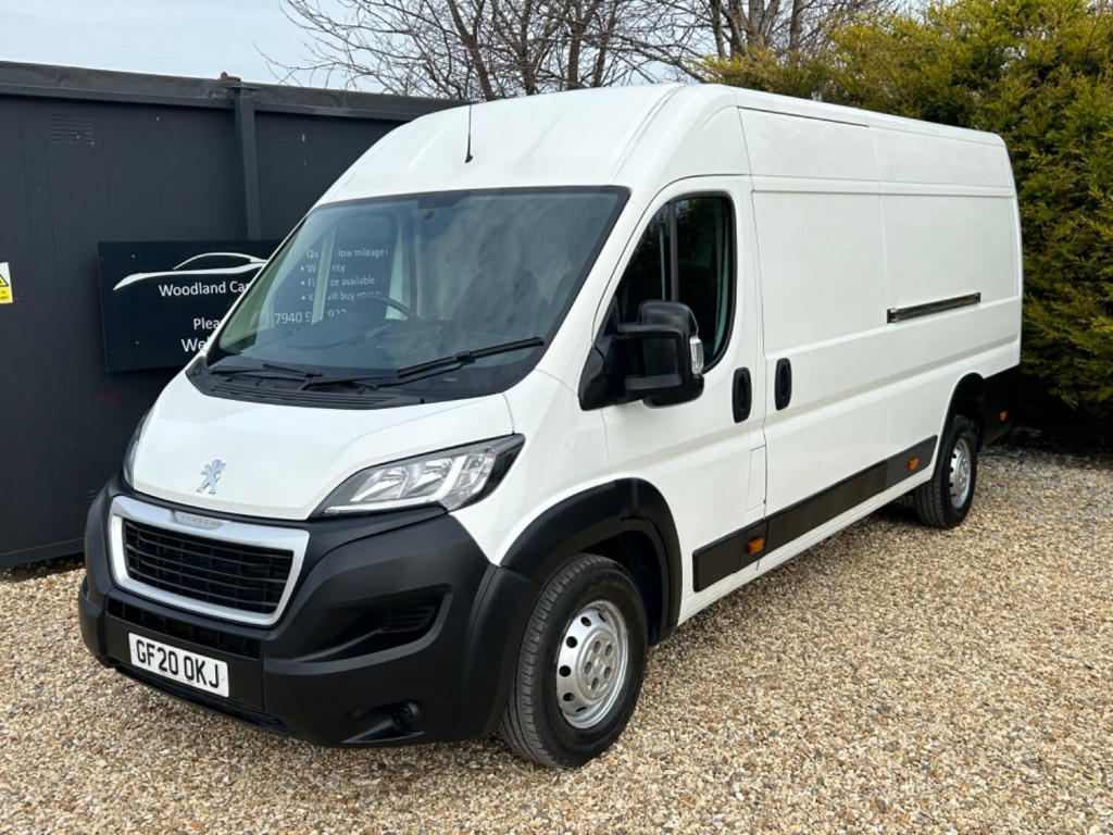 View PEUGEOT BOXER 2.2 BlueHDi 435 Professional