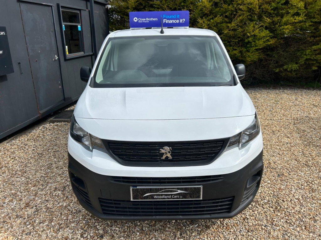 View PEUGEOT PARTNER 1.5 BlueHDi 1000 Professional