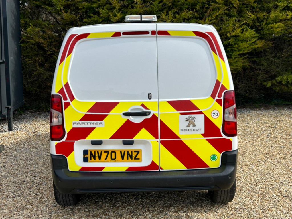 PEUGEOT PARTNER