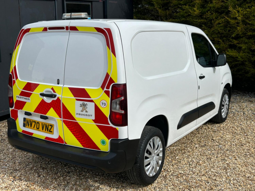PEUGEOT PARTNER