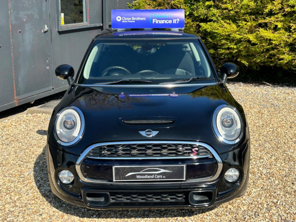 View MINI HATCH 2.0 Cooper SD 3-Door Hatch