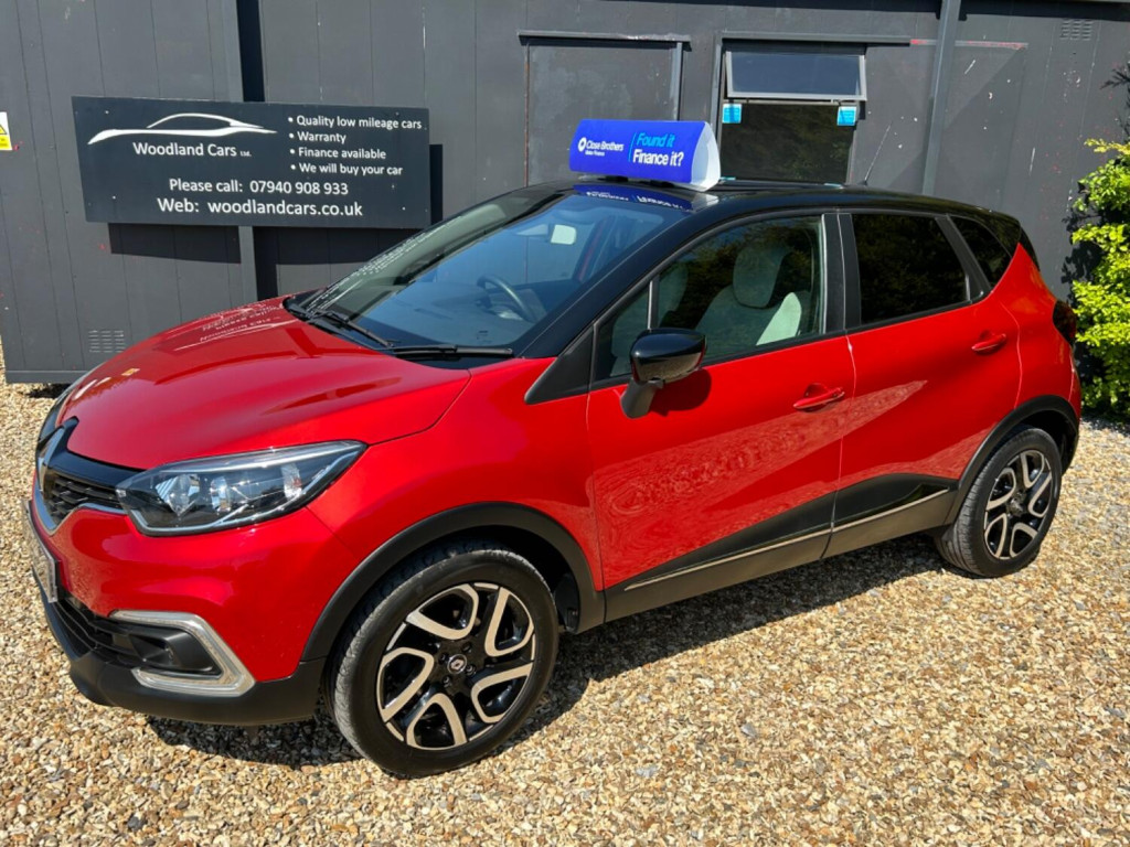 View RENAULT CAPTUR 0.9 Iconic TCe 90 MY18