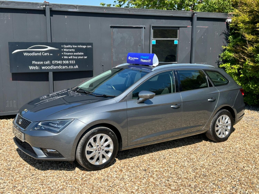 View SEAT LEON 1.6 TDI SE Technology Business