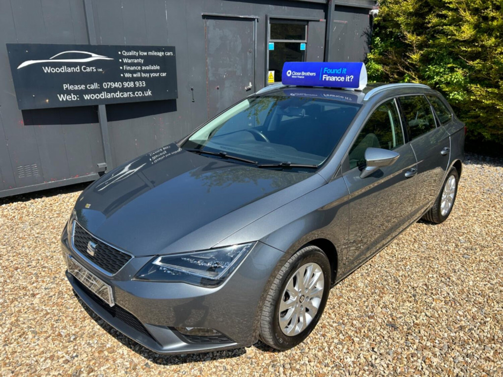 View SEAT LEON 1.6 TDI SE Technology Business