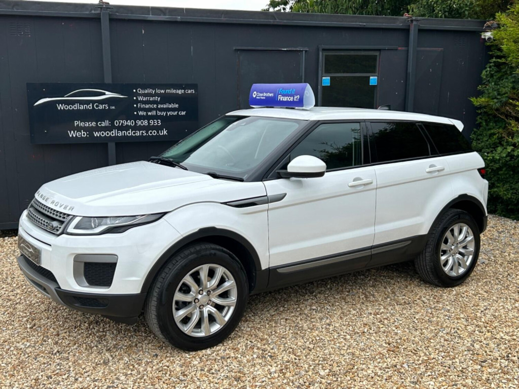 View LAND ROVER RANGE ROVER EVOQUE 2.0 eD4 SE