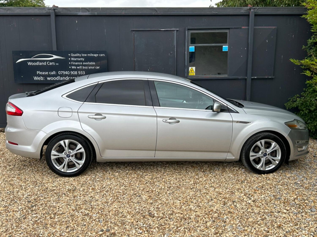 FORD MONDEO