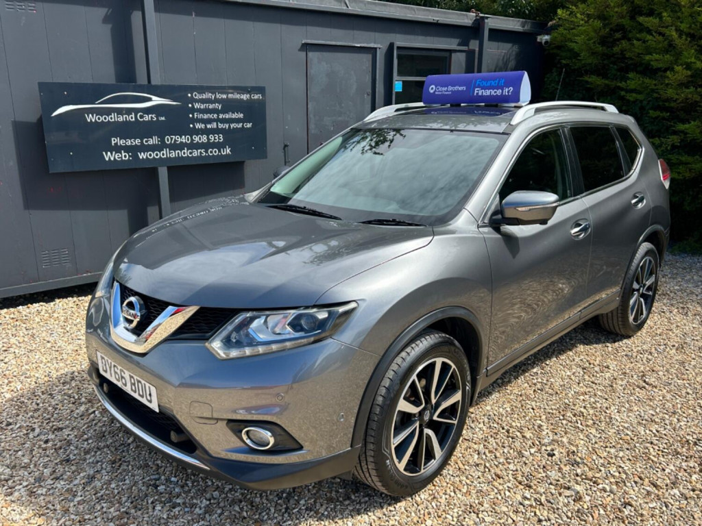 View NISSAN X-TRAIL 1.6 dCi Tekna