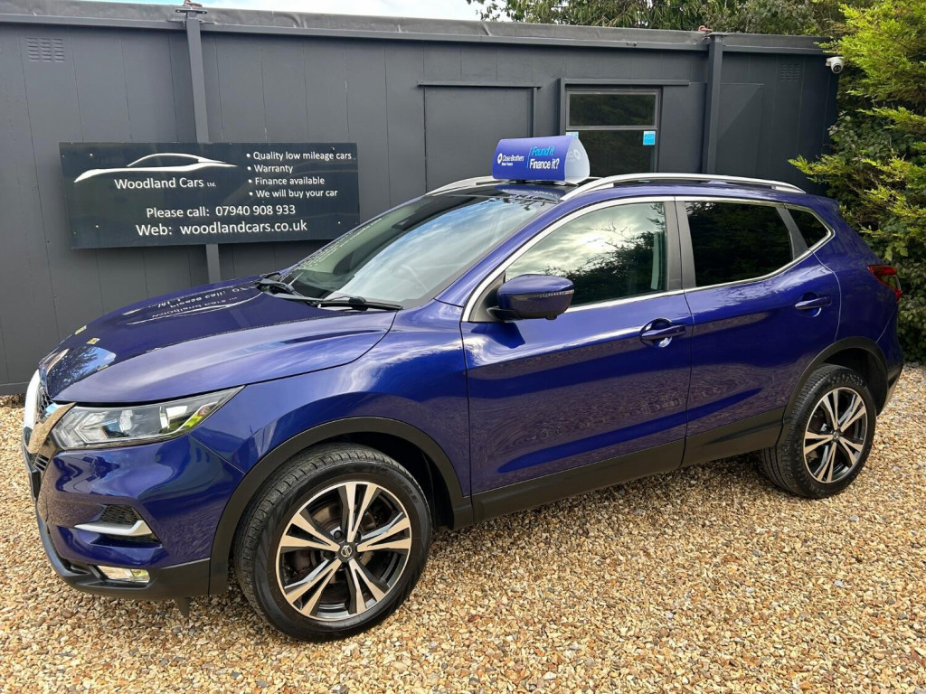View NISSAN QASHQAI 1.5 dCi N-Connecta