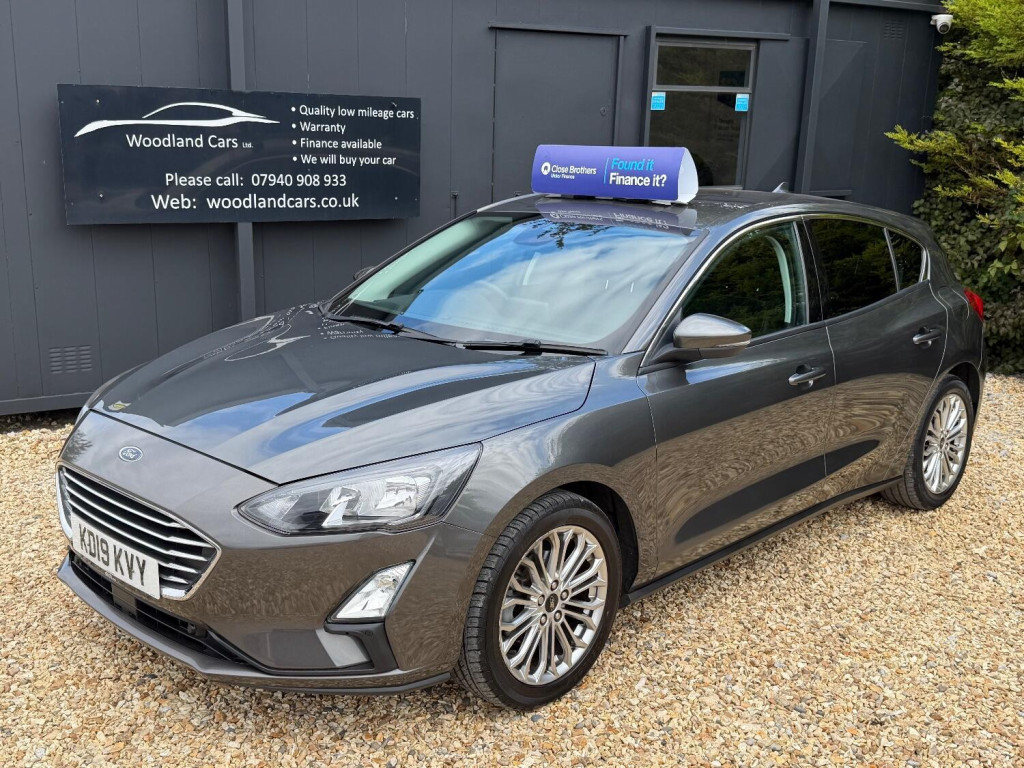 View FORD FOCUS 1.5 T EcoBoost Titanium X