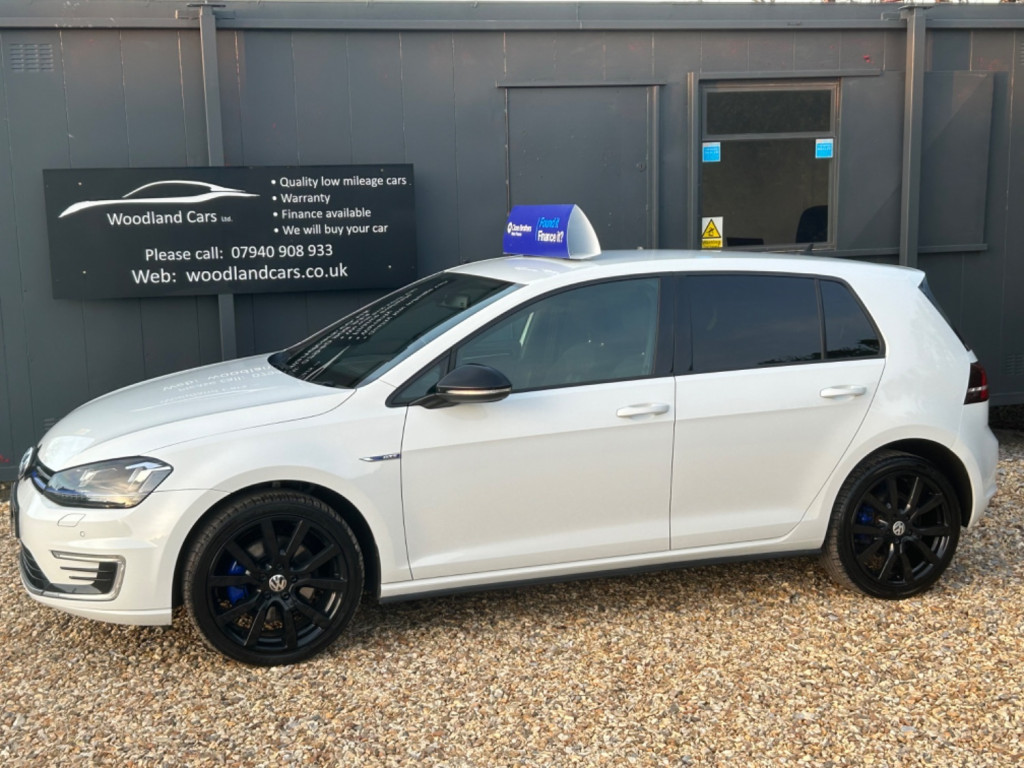 View VOLKSWAGEN GOLF GTE NAV DSG 1.4 TSI PLUG IN HYBRID,