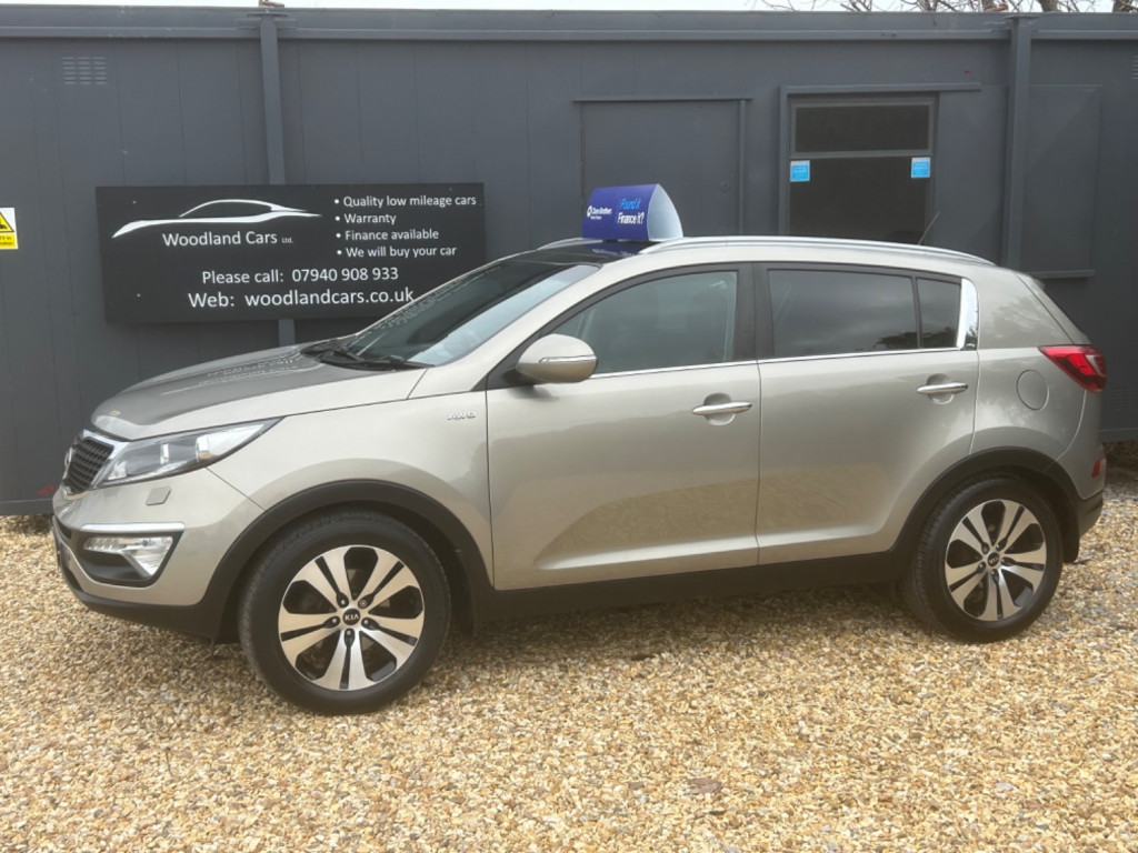View KIA SPORTAGE 2.0 CRDI AUTOMATIC 4X4 KX-3 SAT NAV WITH FULL SERVICE HISTORY