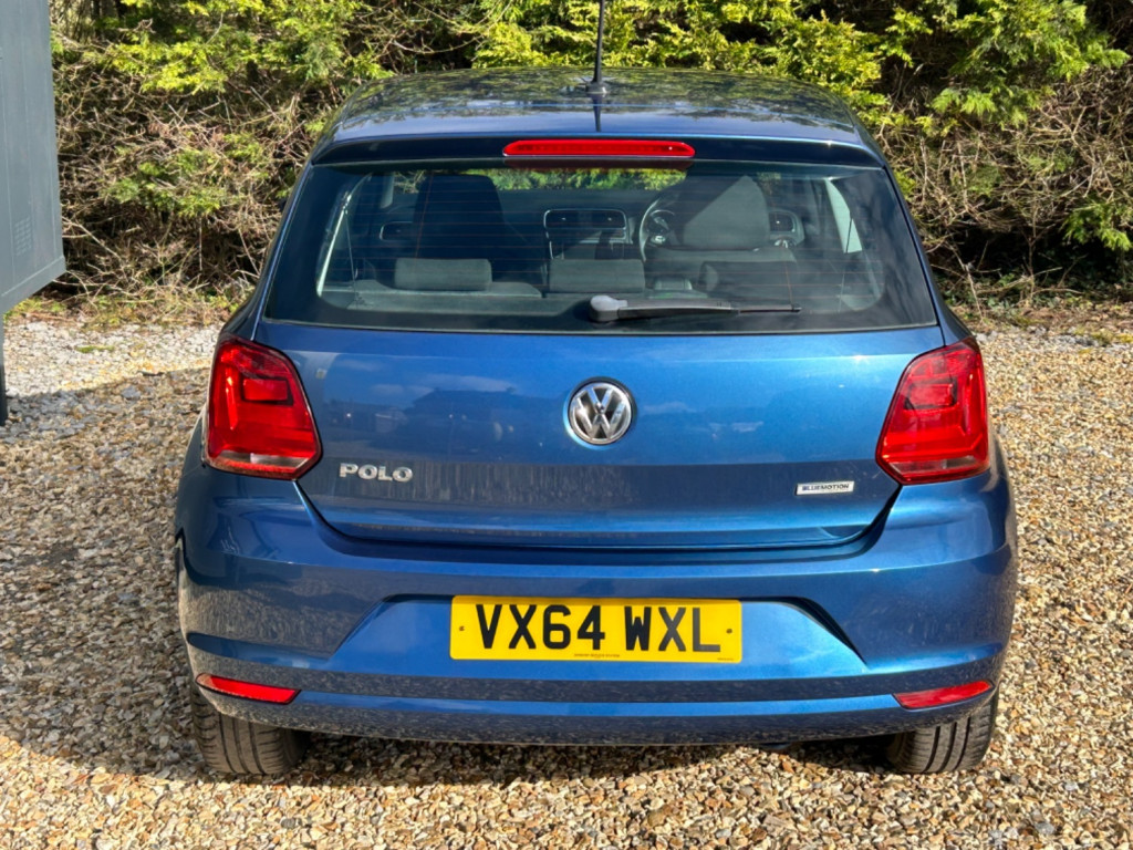 VOLKSWAGEN POLO