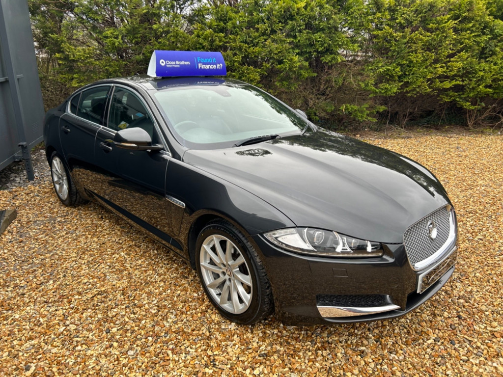 JAGUAR XF