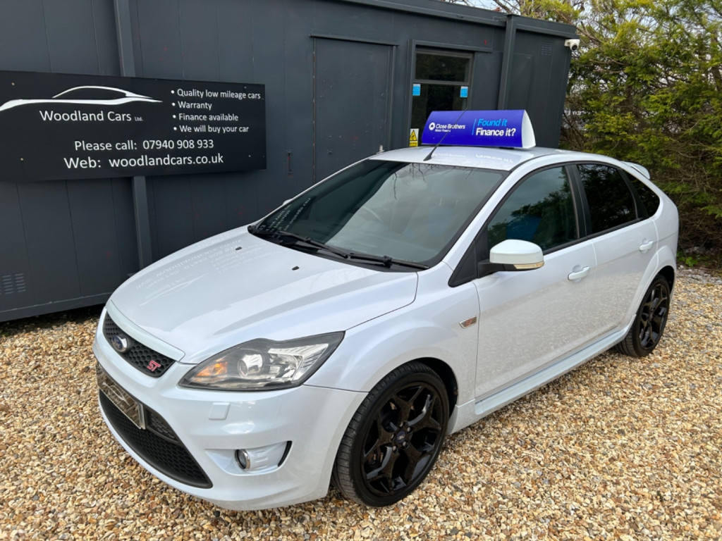 View FORD FOCUS ST-2, ICE WHITE, EXCELLENT CONDITION
