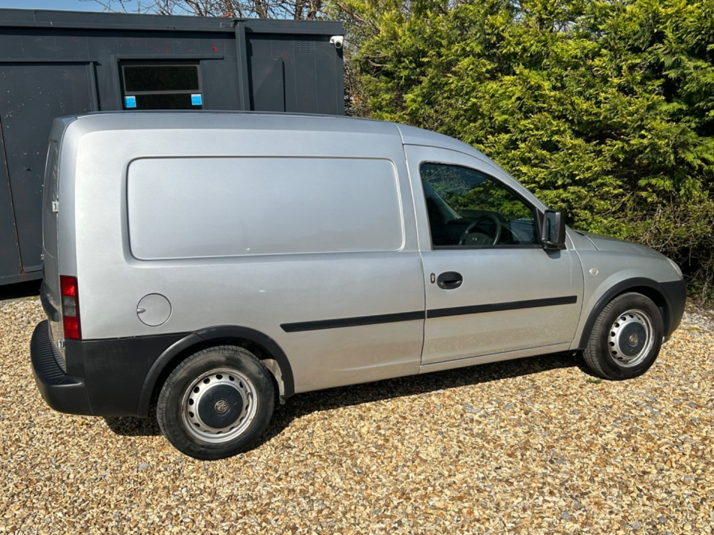 VAUXHALL COMBO