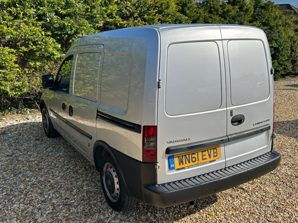 VAUXHALL COMBO